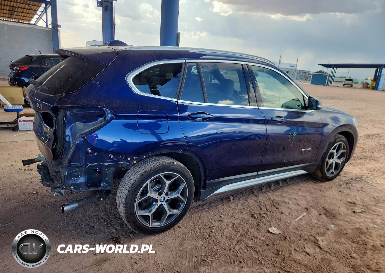 2018 BMW X1 Sdrive28I VIN:WBXHU7C31J5H43055 - 3
