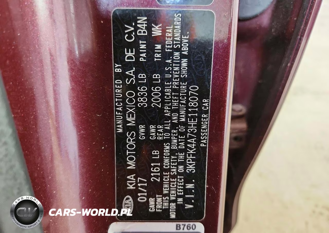 2017 Kia Forte VIN:3KPFK4A73HE118070 - 12