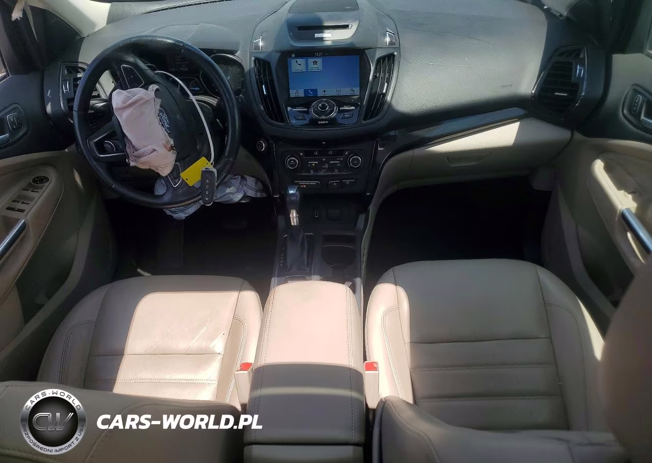 2017 Ford Escape Titanium VIN:1FMCU9J91HUB76199 - 8