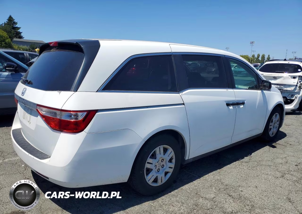 2011 Honda Odyssey Lx VIN:5FNRL5H20BB021520 - 3