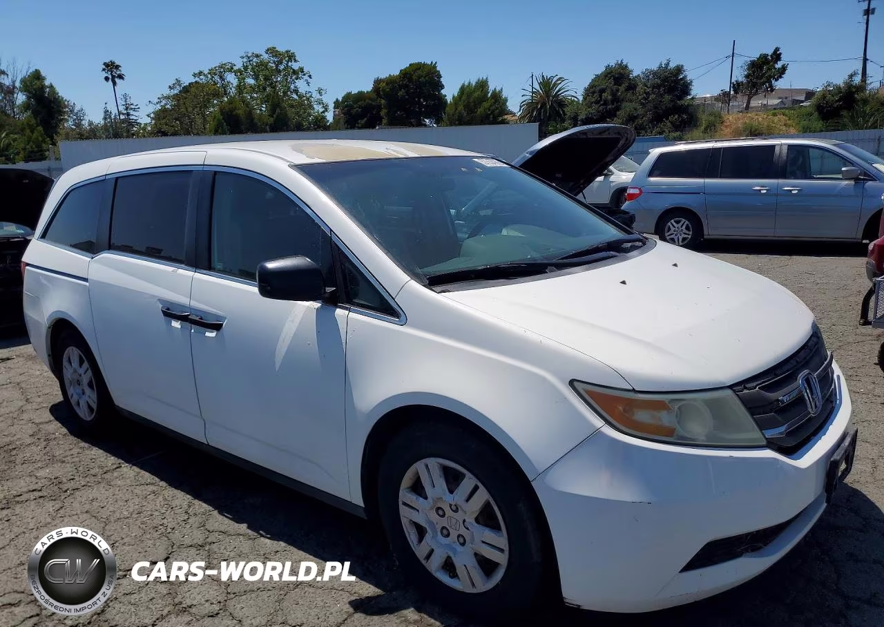 2011 Honda Odyssey Lx VIN:5FNRL5H20BB021520 - 4
