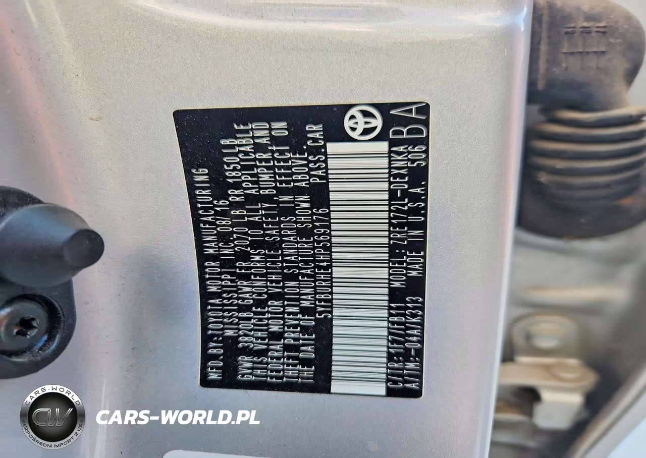 2017 Toyota Corolla Le VIN:5YFBURHE4HP569176 - 13