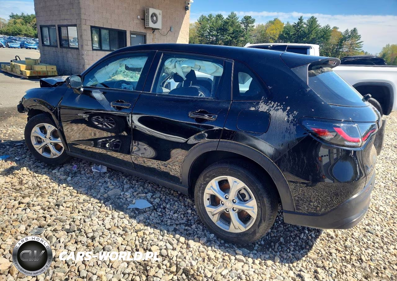 2025 Honda Hr-V Lx VIN:3CZRZ2H37SM768785 - 2