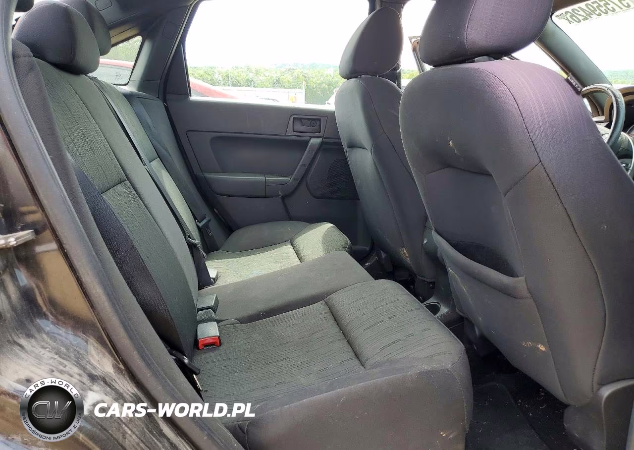 2011 Ford Focus Se VIN:1FAHP3FN1BW189170 - 10