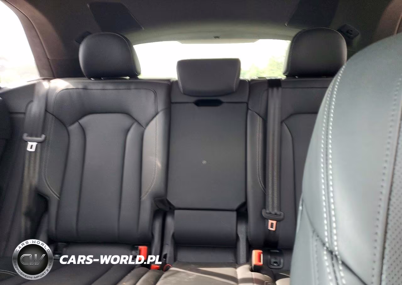 2025 Audi Q8 Prestige S-Line VIN:WA1FVBF16SD026020 - 10