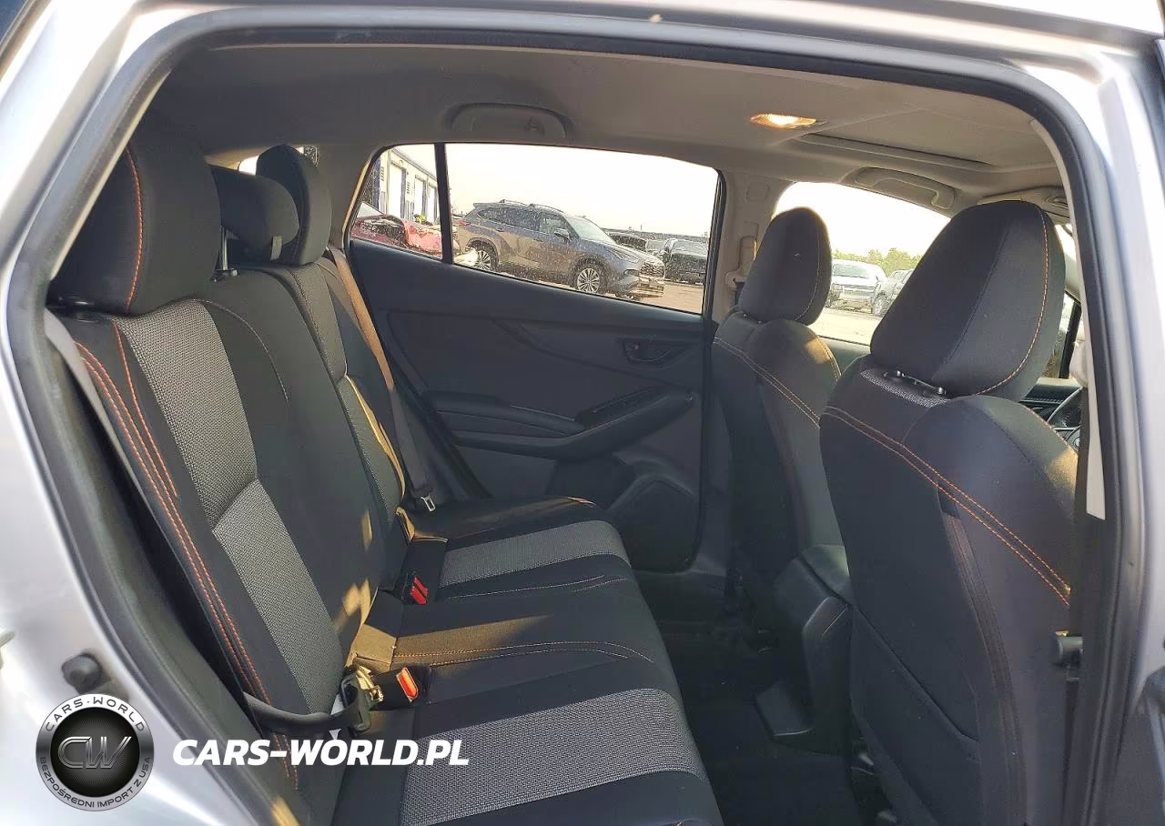 2018 Subaru Crosstrek Premium VIN:JF2GTADC0JH263061 - 10