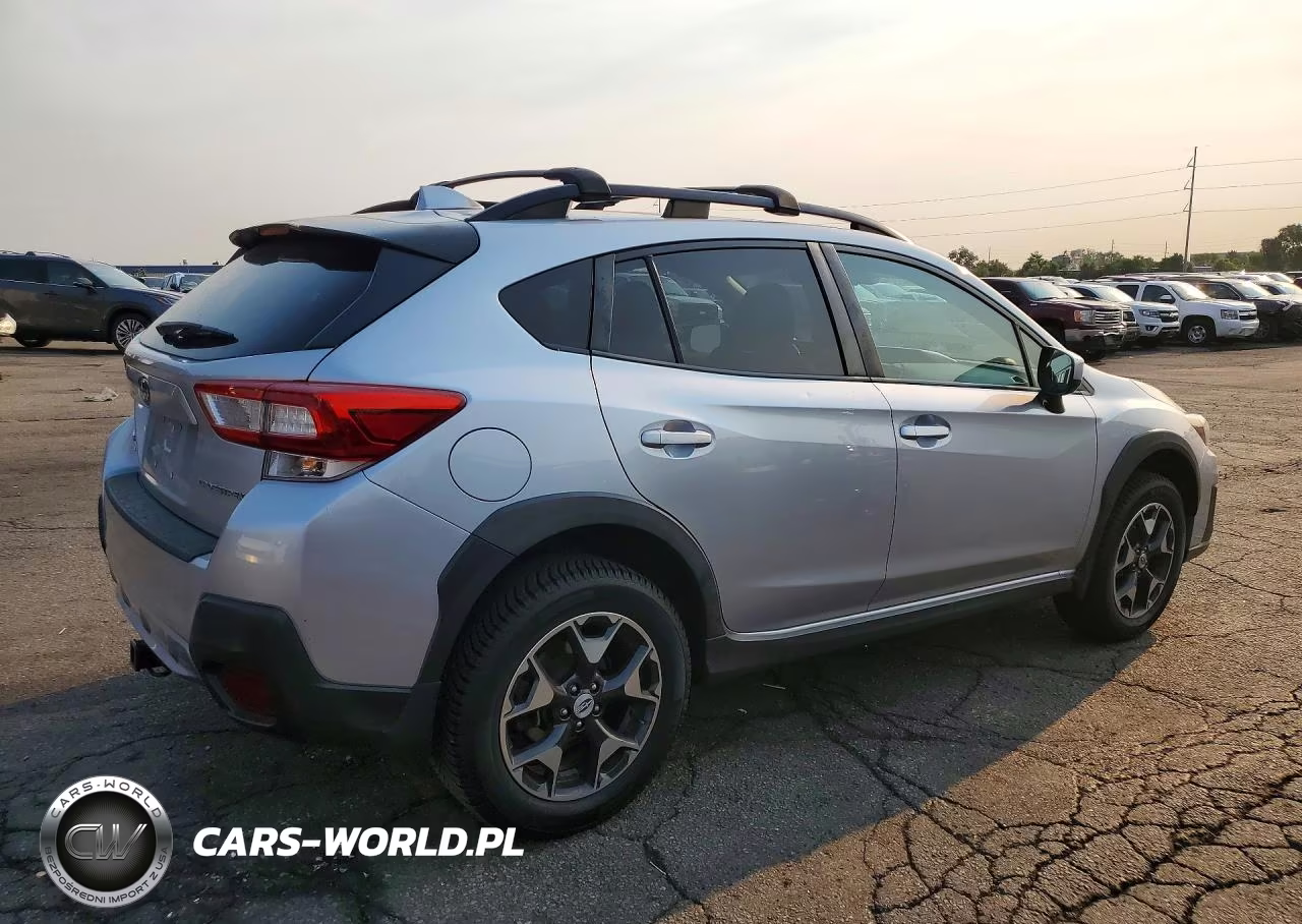 2018 Subaru Crosstrek Premium VIN:JF2GTADC0JH263061 - 3