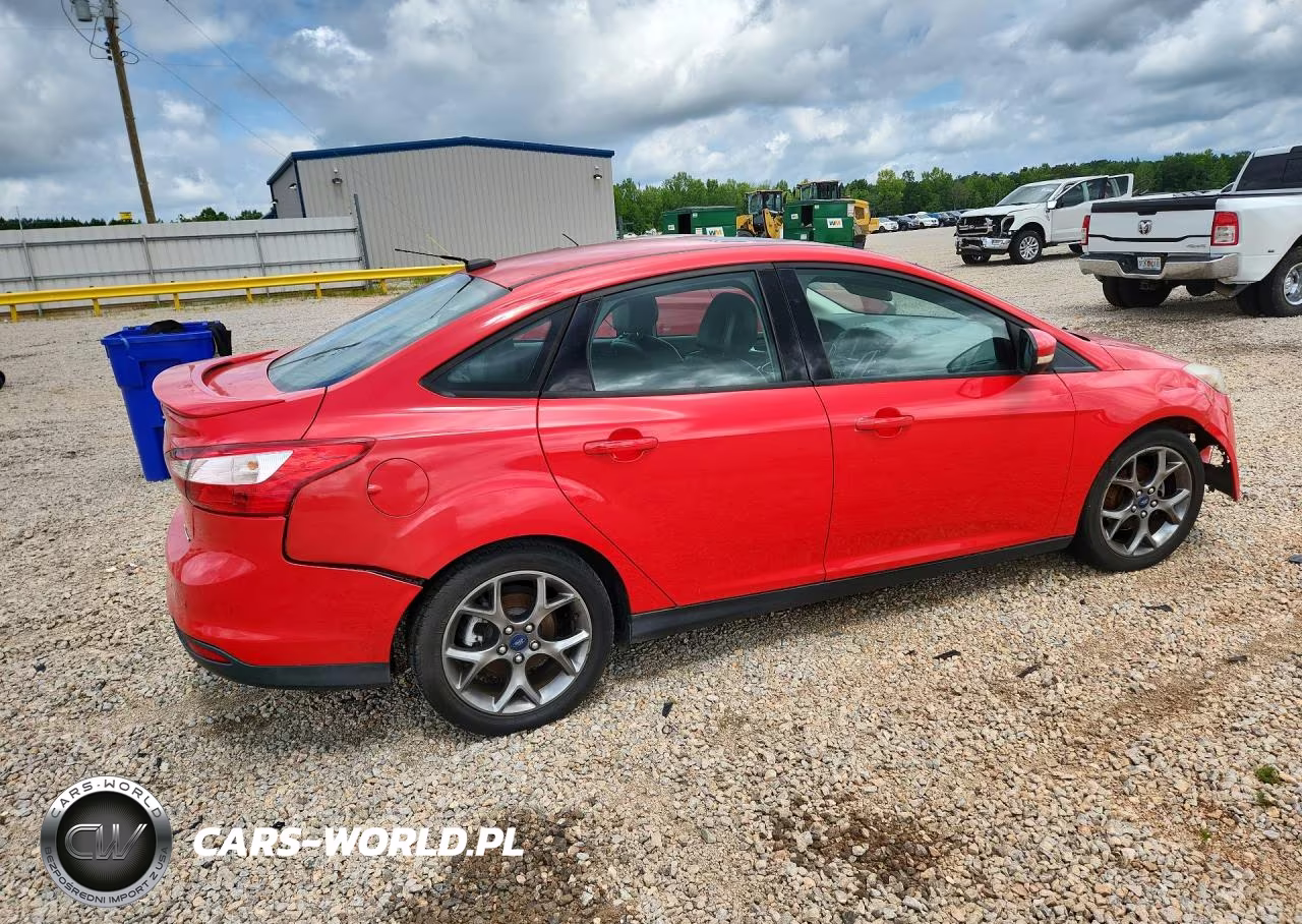 2013 Ford Focus Se VIN:1FADP3F29DL161285 - 3