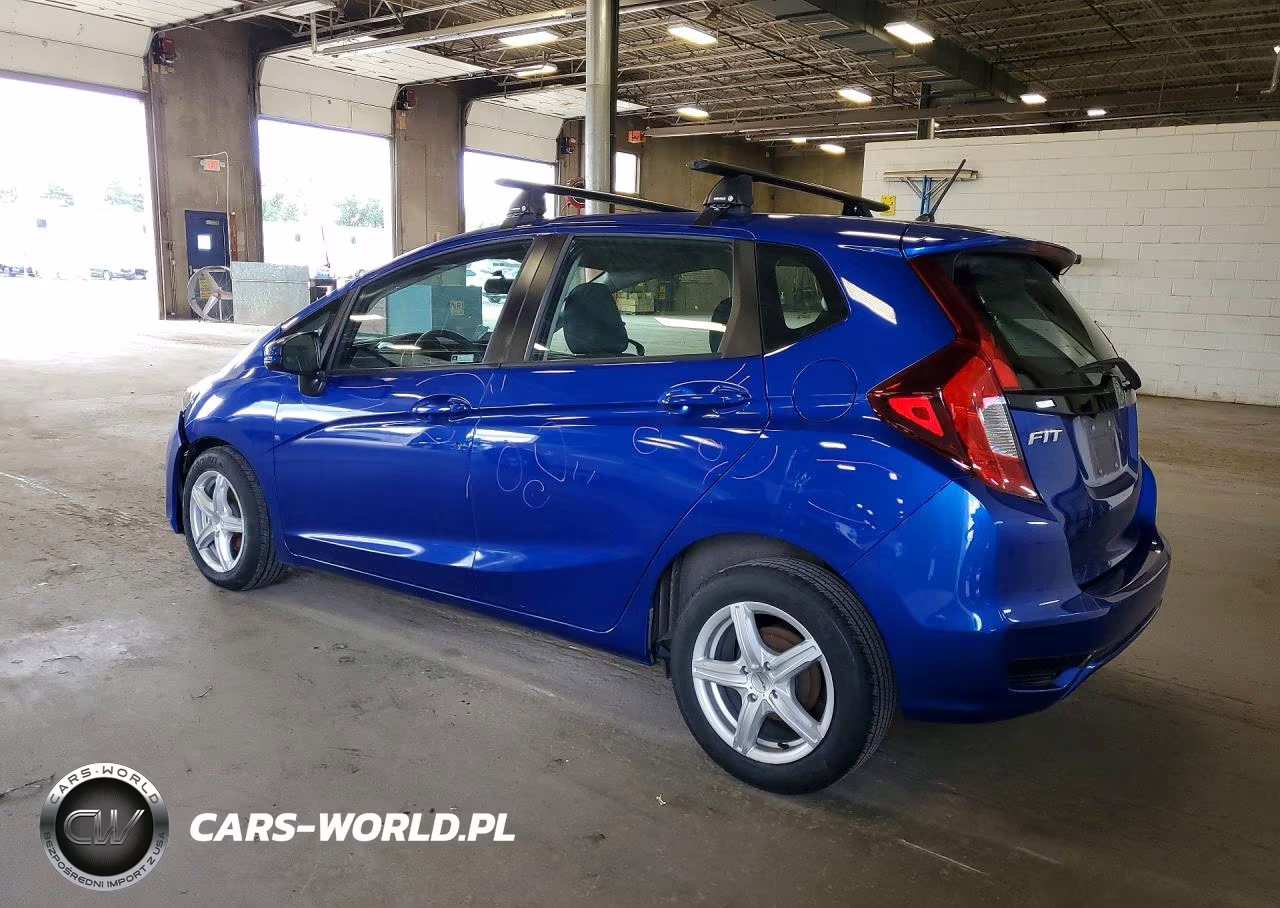 2018 Honda Fit Lx VIN:3HGGK5H4XJM735713 - 2