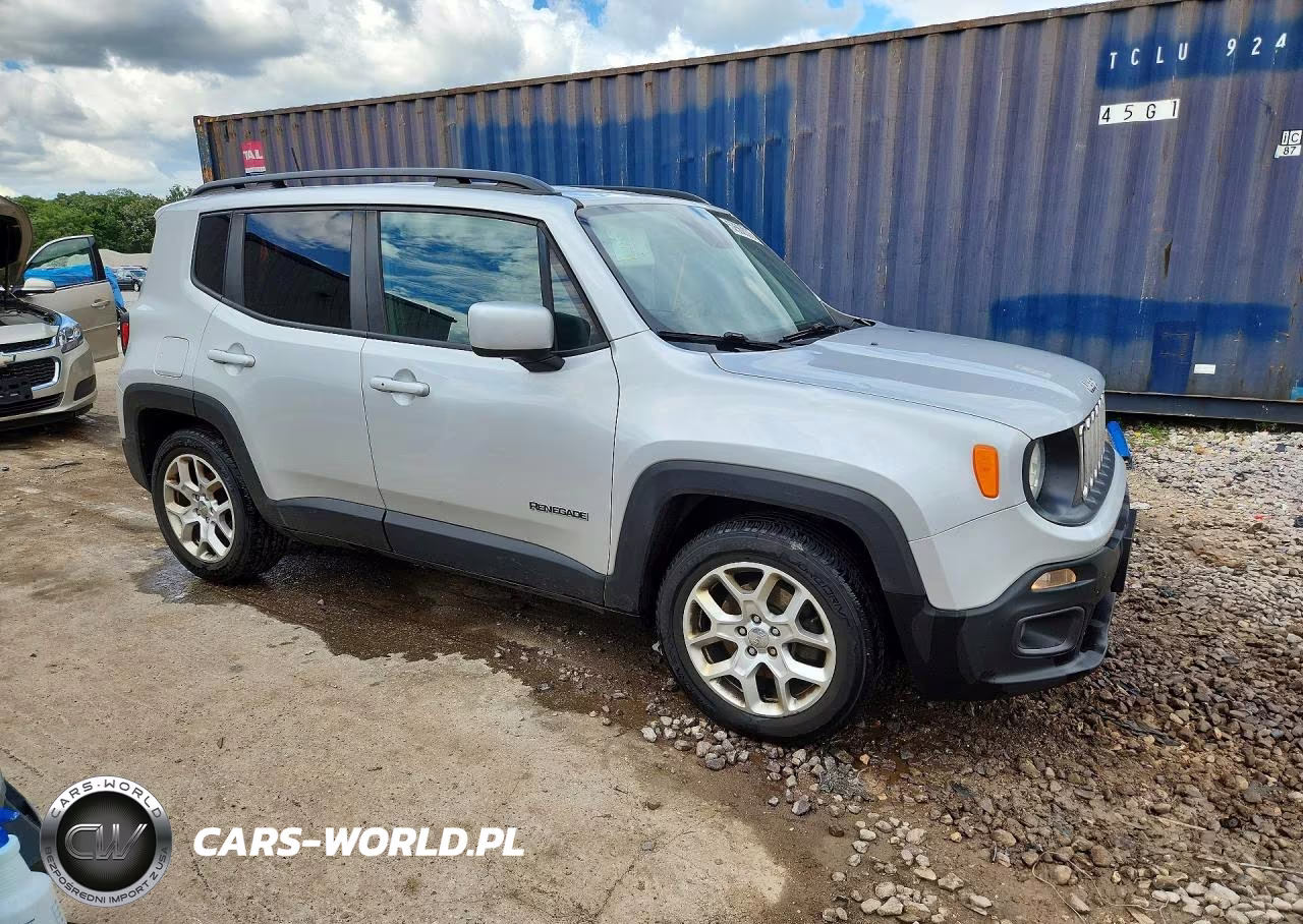 2018 Jeep Renegade Latitude VIN:ZACCJABB8JPJ70386 - 4