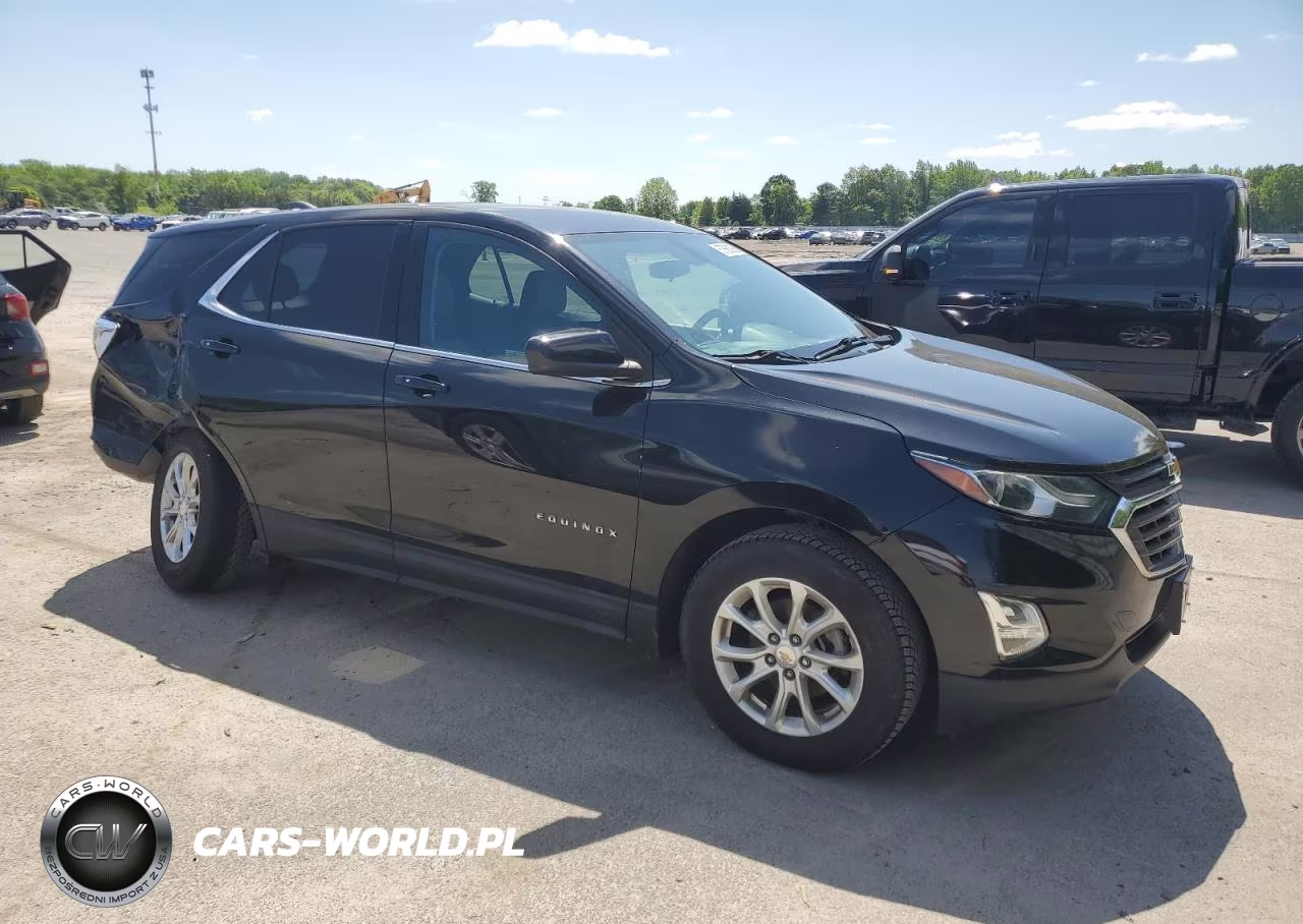 2018 Chevrolet Equinox Lt VIN:2GNAXSEV6J6179130 - 4