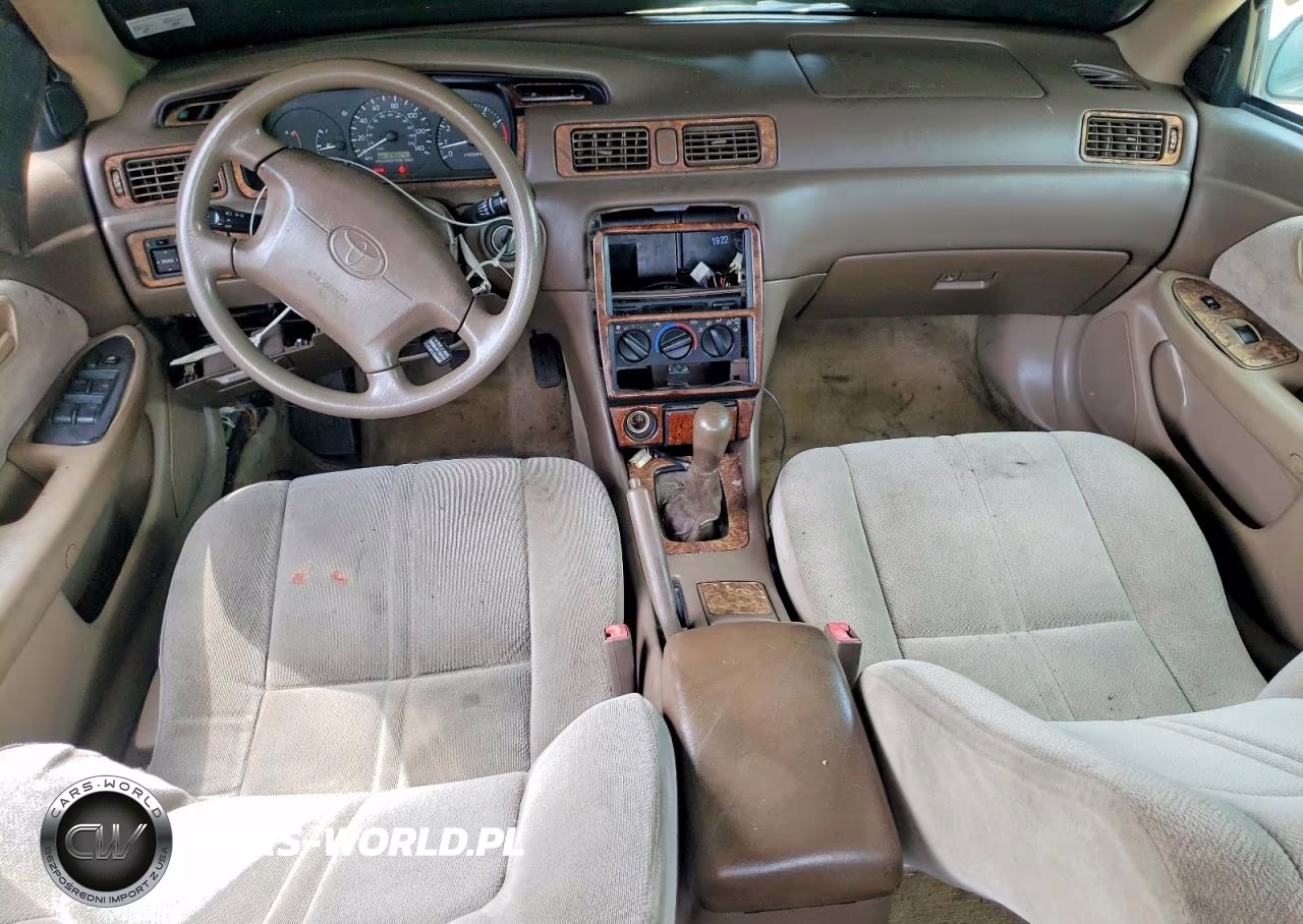 1999 Toyota Camry Ce VIN:4T1BG22K5XU582044 - 8