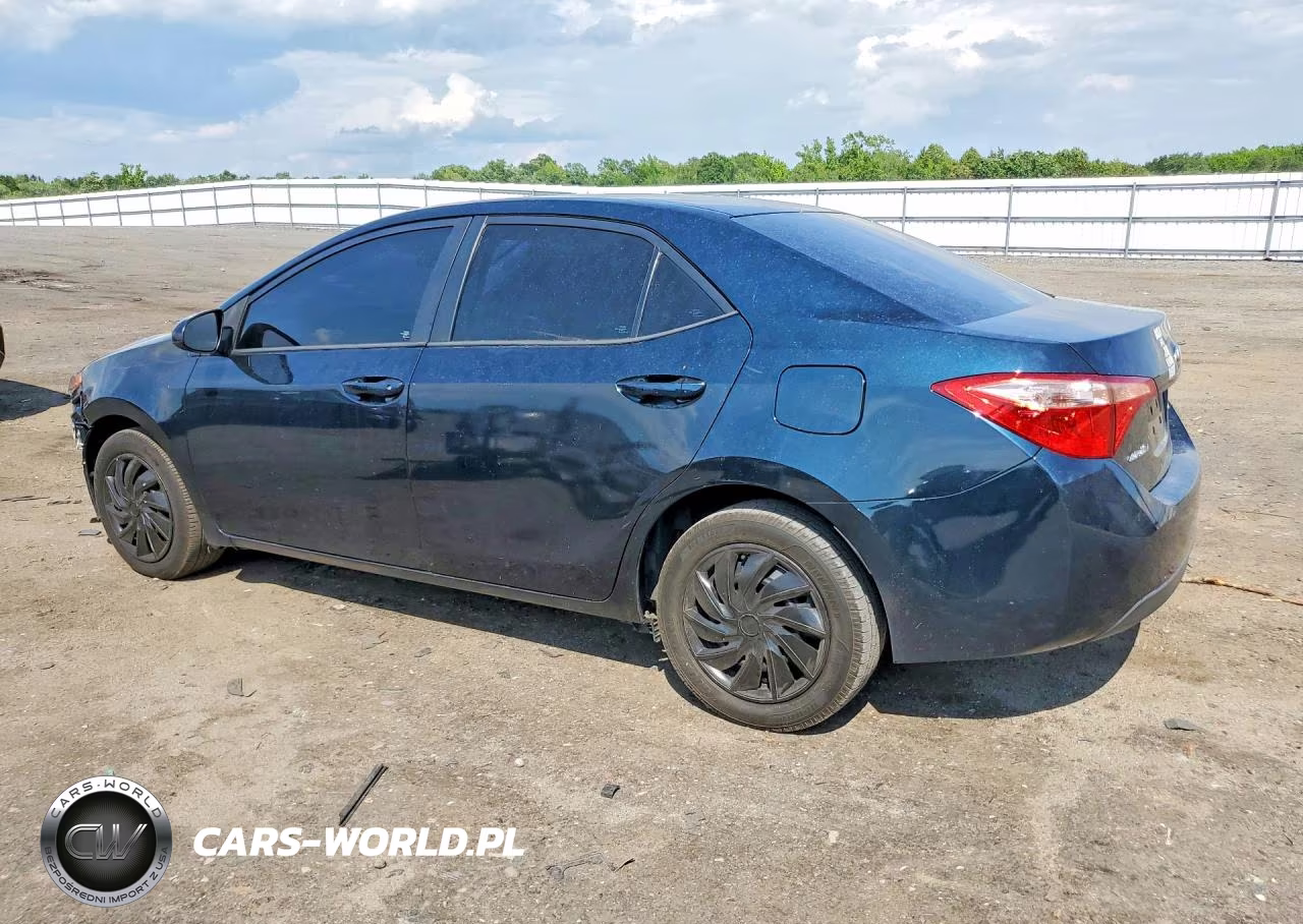 2017 Toyota Corolla Le VIN:2T1BURHE0HC928958 - 2