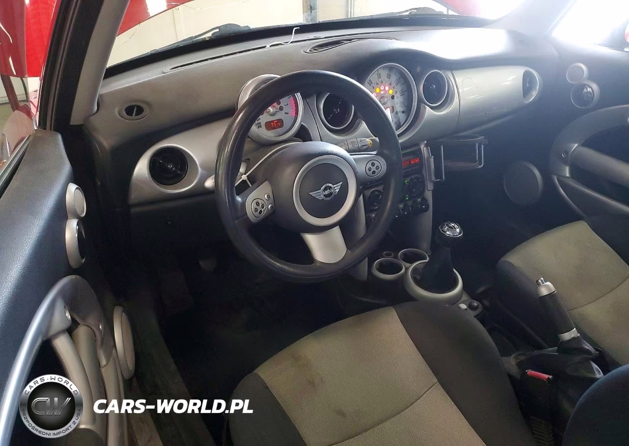 2006 Mini Cooper VIN:WMWRC33586TK68614 - 8
