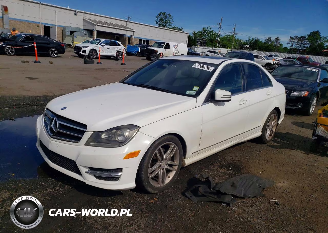 2014 Mercedes-Benz C 250 – zdjęcie 1 z 12