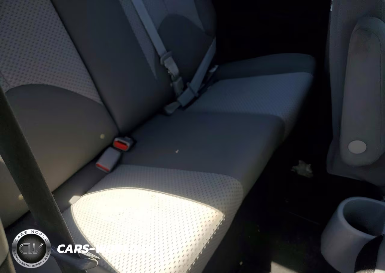 2009 Hyundai Accent Gs VIN:KMHCM36C49U116954 - 11