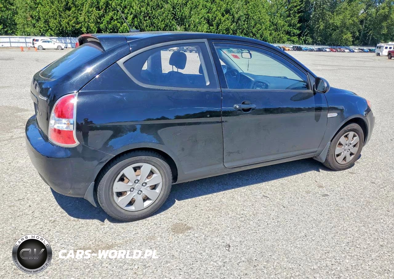 2009 Hyundai Accent Gs VIN:KMHCM36C49U116954 - 3