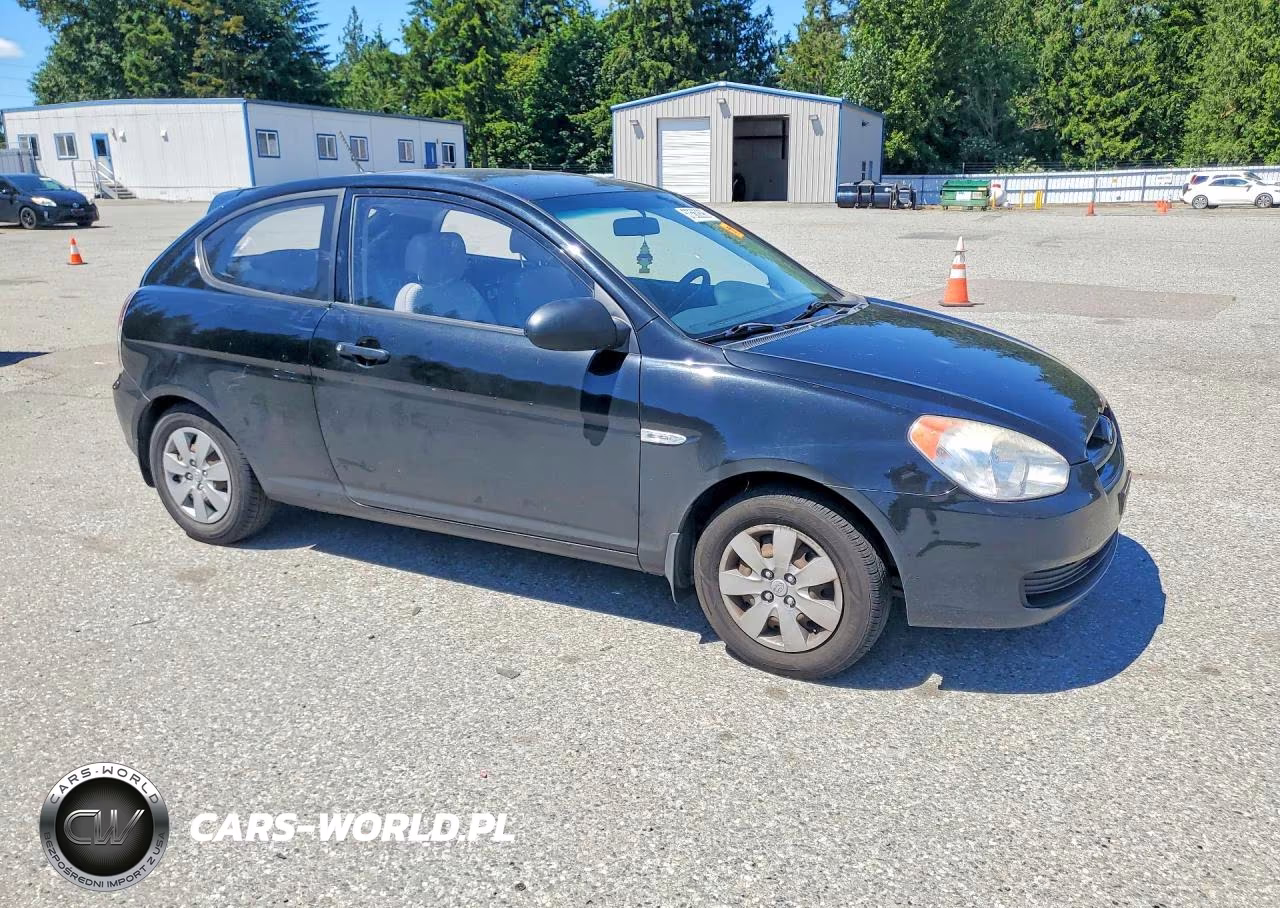 2009 Hyundai Accent Gs VIN:KMHCM36C49U116954 - 4