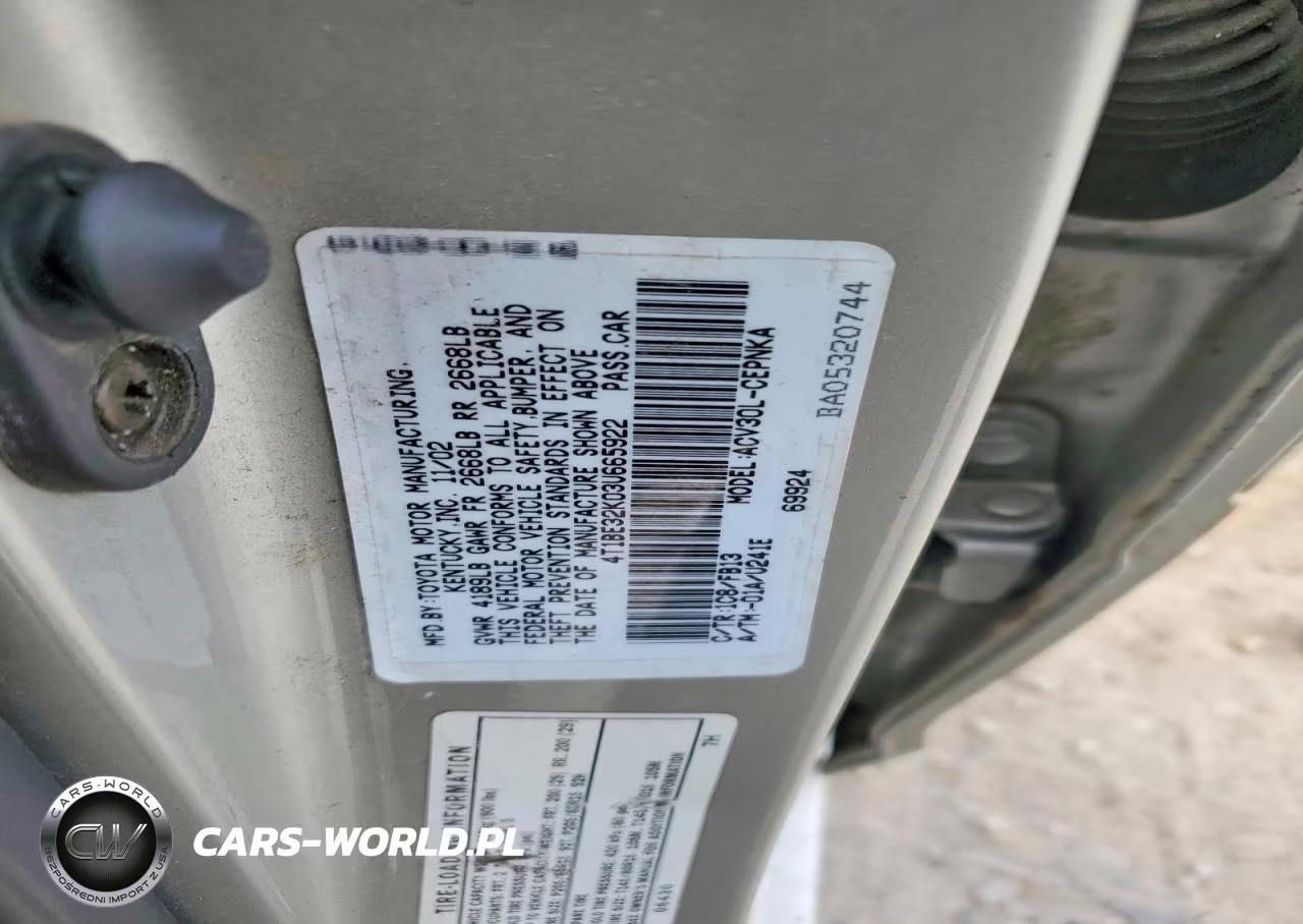 2003 Toyota Camry Le VIN:4T1BE32K03U665922 - 12