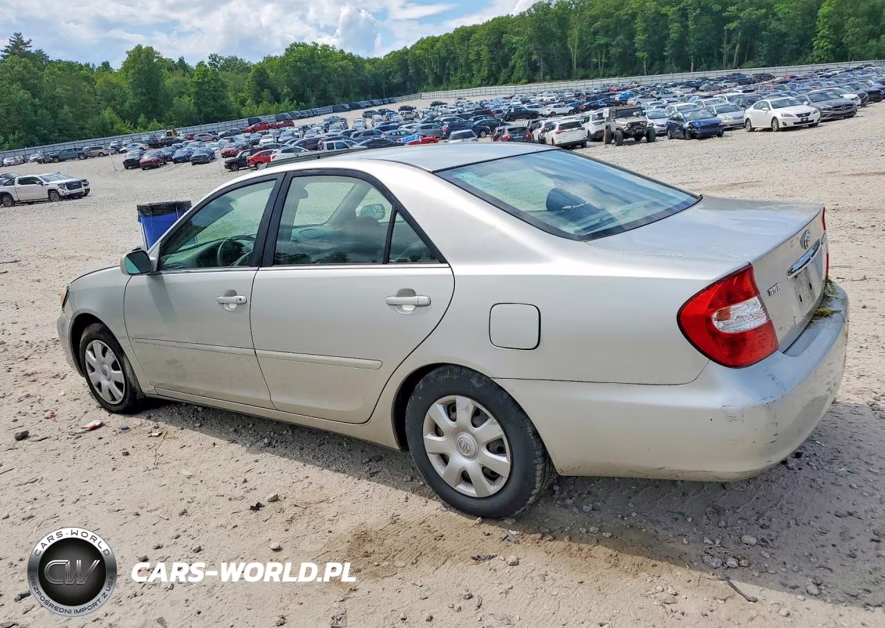 2003 Toyota Camry Le VIN:4T1BE32K03U665922 - 2