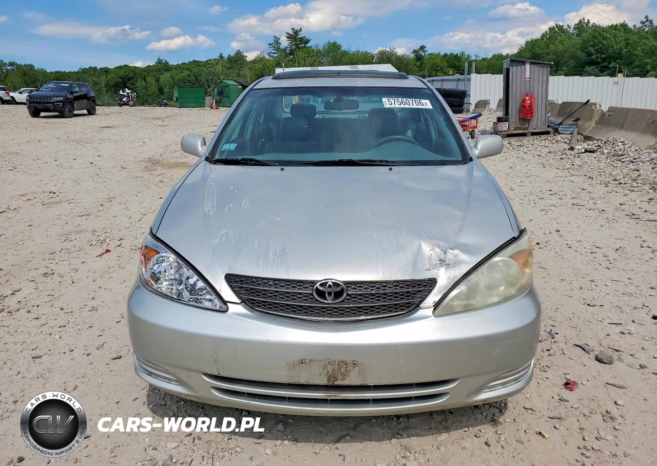 2003 Toyota Camry Le VIN:4T1BE32K03U665922 - 5