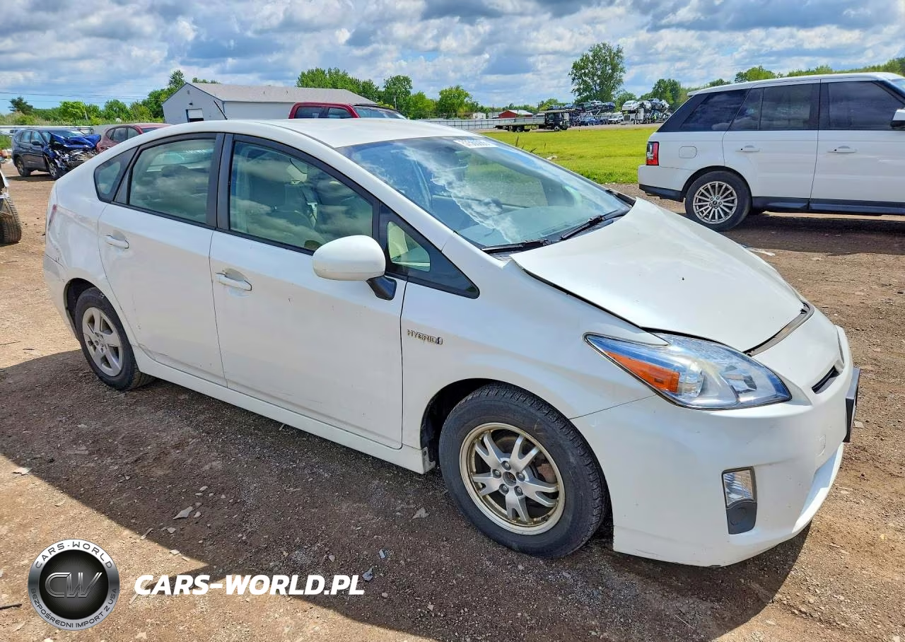 2011 Toyota Prius Three VIN:JTDKN3DU9B1432897 - 4
