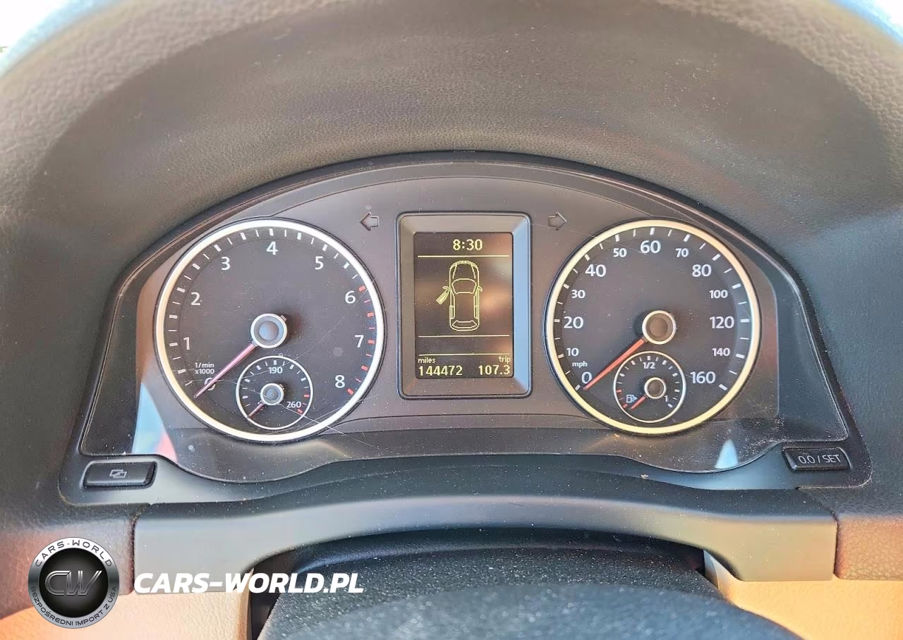 2012 Volkswagen Tiguan S VIN:WVGAV7AX3CW555550 - 9