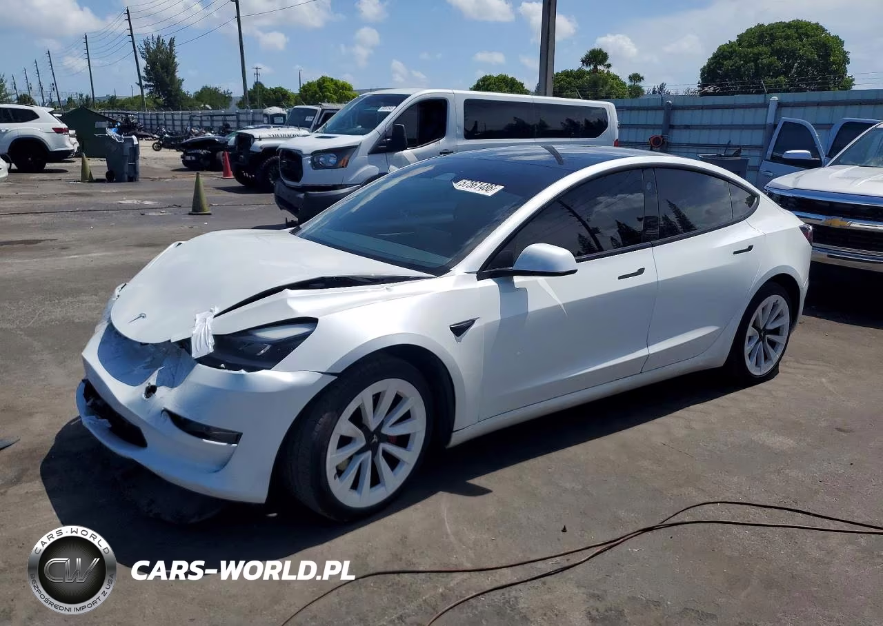 2023 Tesla Model 3 – zdjęcie 1 z 12