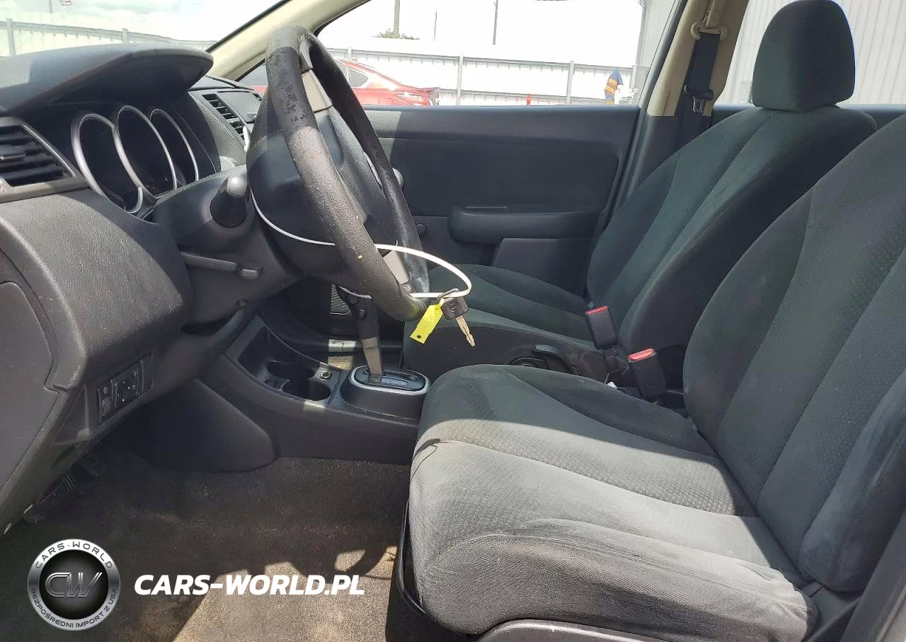 2011 Nissan Versa 1.8 S VIN:3N1BC1AP2BL463705 - 7