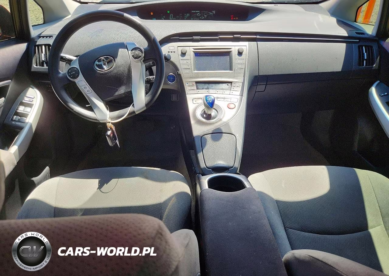 2012 Toyota Prius Two VIN:JTDKN3DU0C5475812 - 8