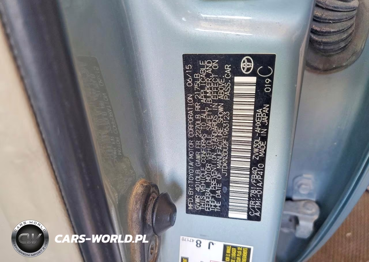 2015 Toyota Prius Two VIN:JTDKN3DU2F1963123 - 12