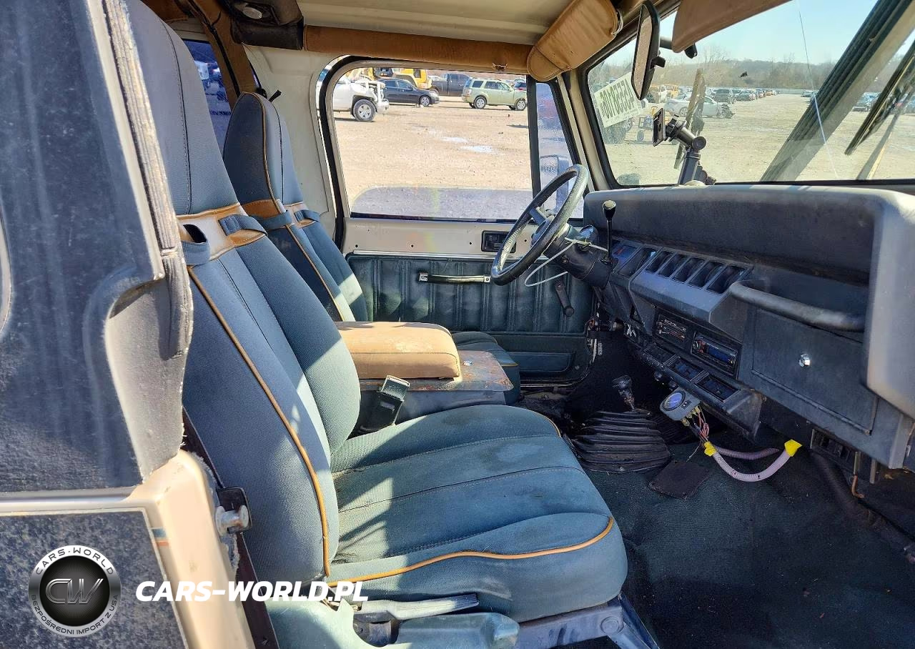 1993 Jeep Wrangler - Yj Sahara VIN:1J4FY49S1PP245075 - 11