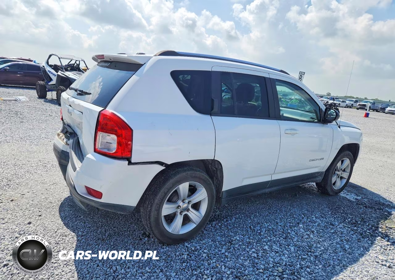 2012 Jeep Compass Sport VIN:1C4NJCBB8CD639405 - 3