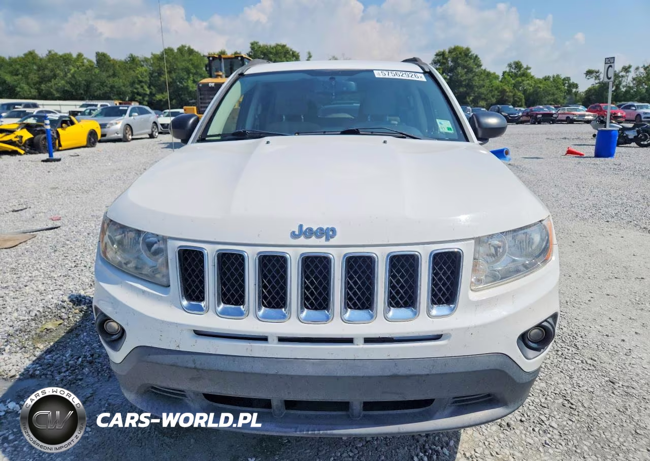 2012 Jeep Compass Sport VIN:1C4NJCBB8CD639405 - 5