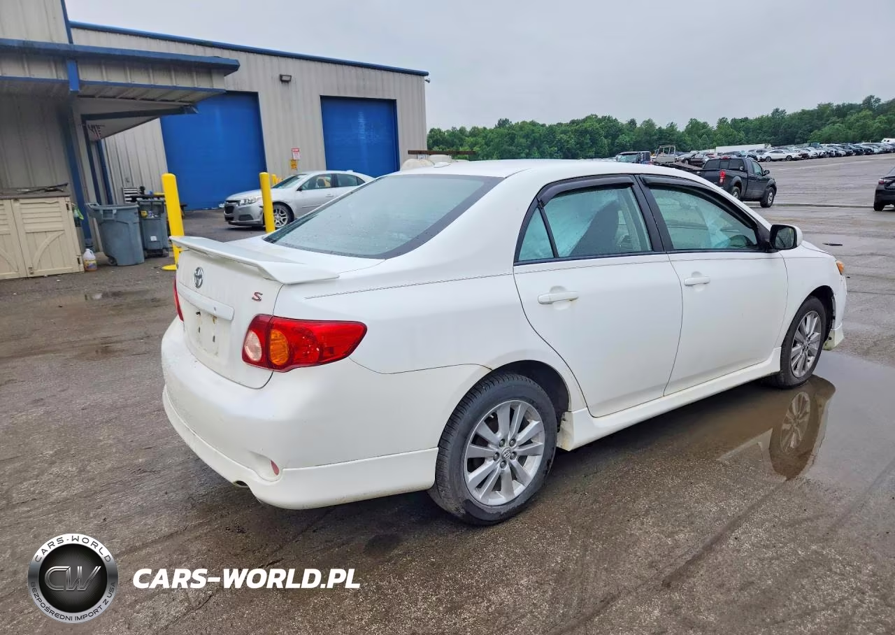 2010 Toyota Corolla S VIN:2T1BU4EEXAC306848 - 3