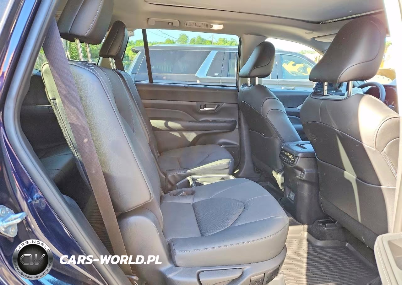 2026 Toyota Grand Highlander Hybrid Limited VIN:5TDACAB53TS074864 - 11