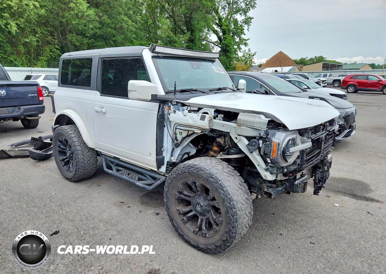 2022 Ford Bronco Base VIN:1FMDE5AP1NLB69795 - 4