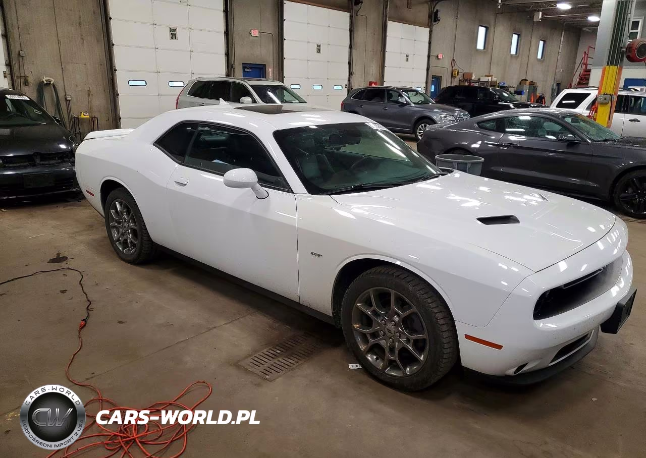 2017 Dodge Challenger Gt VIN:2C3CDZGG6HH556236 - 4