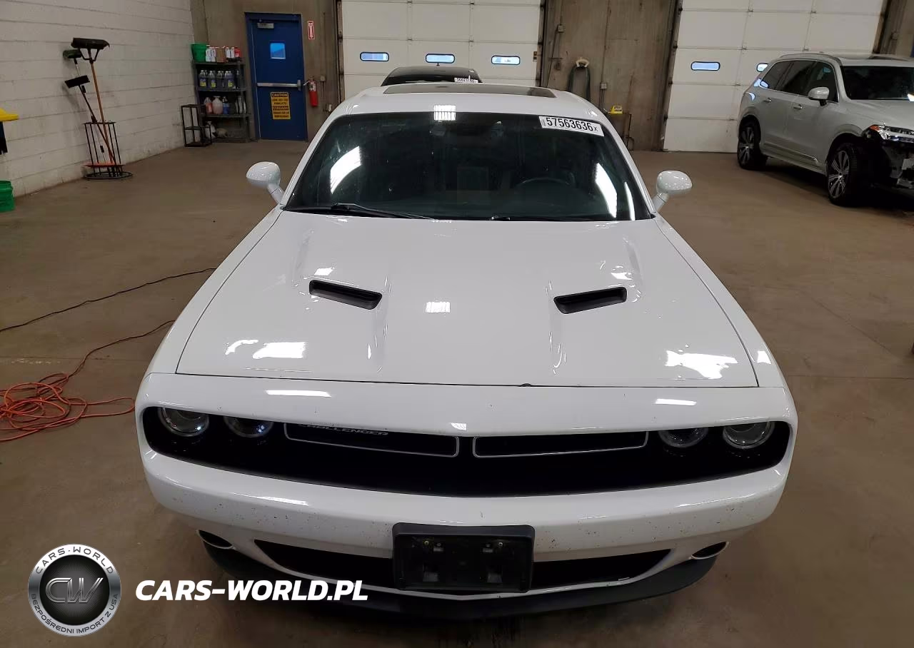 2017 Dodge Challenger Gt VIN:2C3CDZGG6HH556236 - 5
