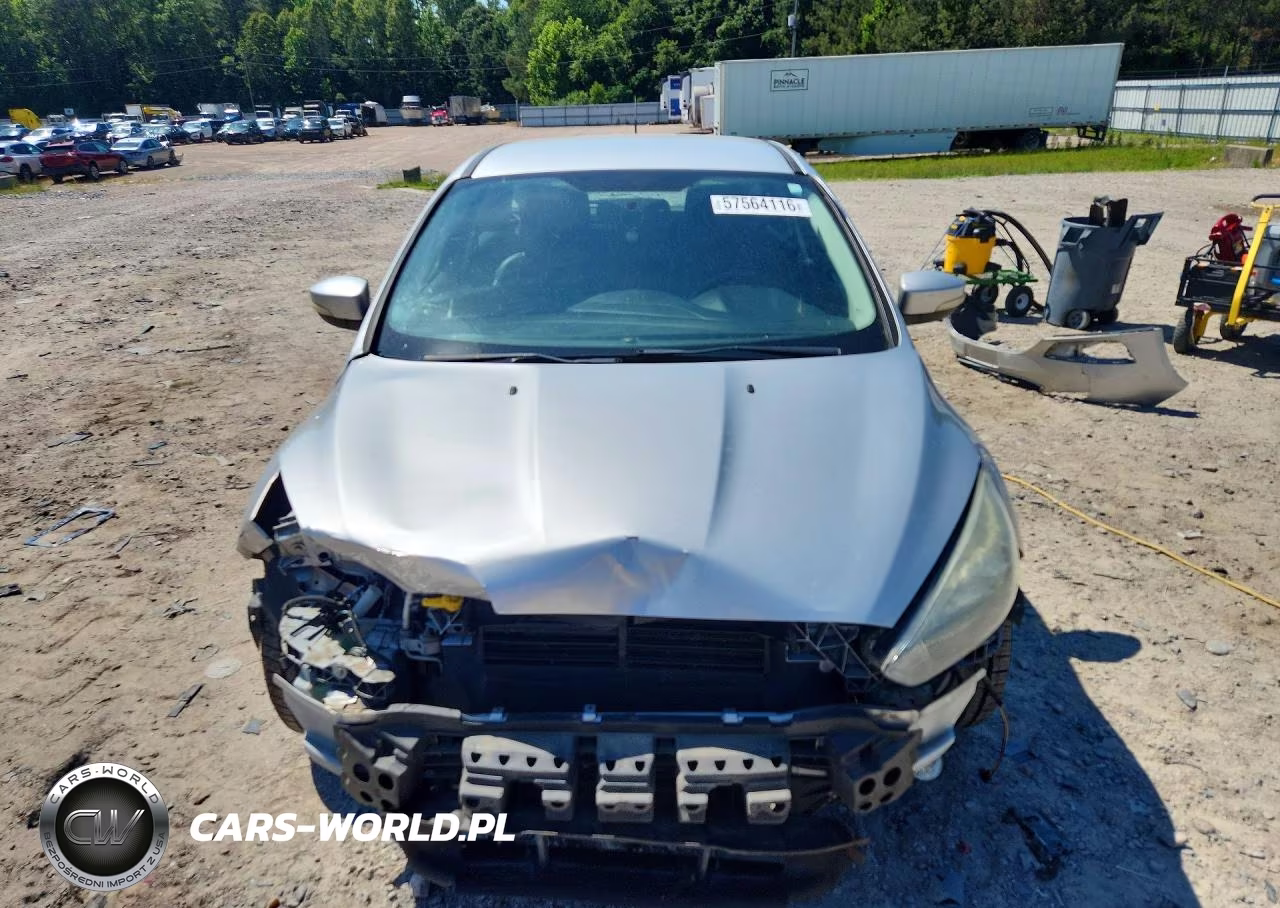 2016 Ford Focus Se VIN:1FADP3K20GL277632 - 5