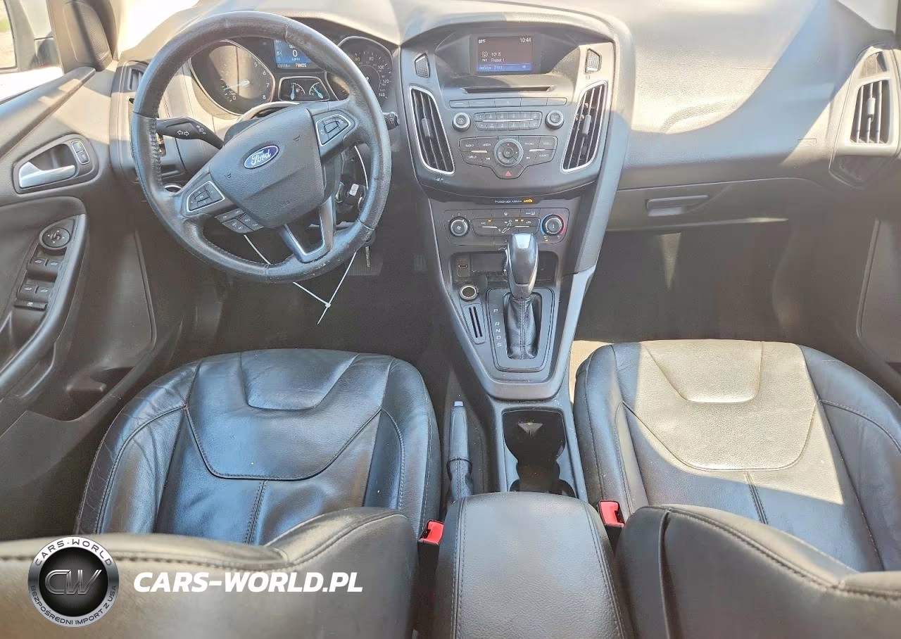 2016 Ford Focus Se VIN:1FADP3K20GL277632 - 8