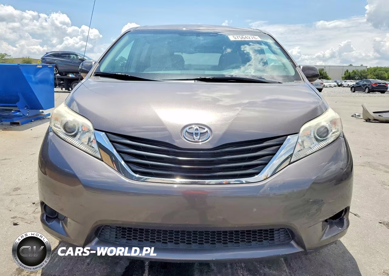 2014 Toyota Sienna Le VIN:5TDKK3DC7ES499473 - 5
