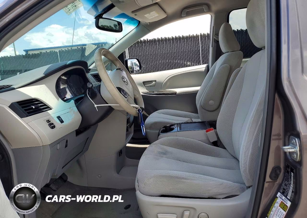 2014 Toyota Sienna Le VIN:5TDKK3DC7ES499473 - 7