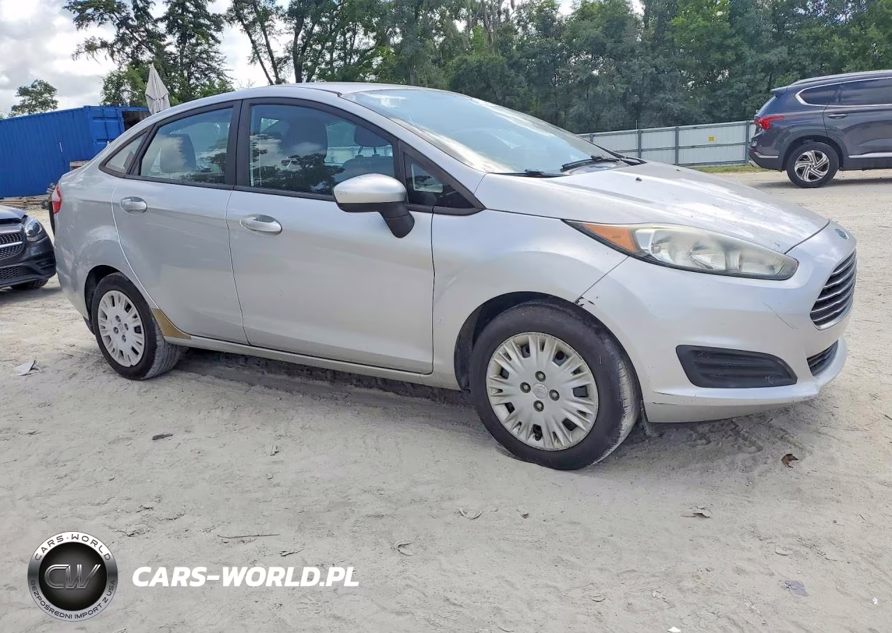 2016 Ford Fiesta S VIN:3FADP4AJ7GM103196 - 4