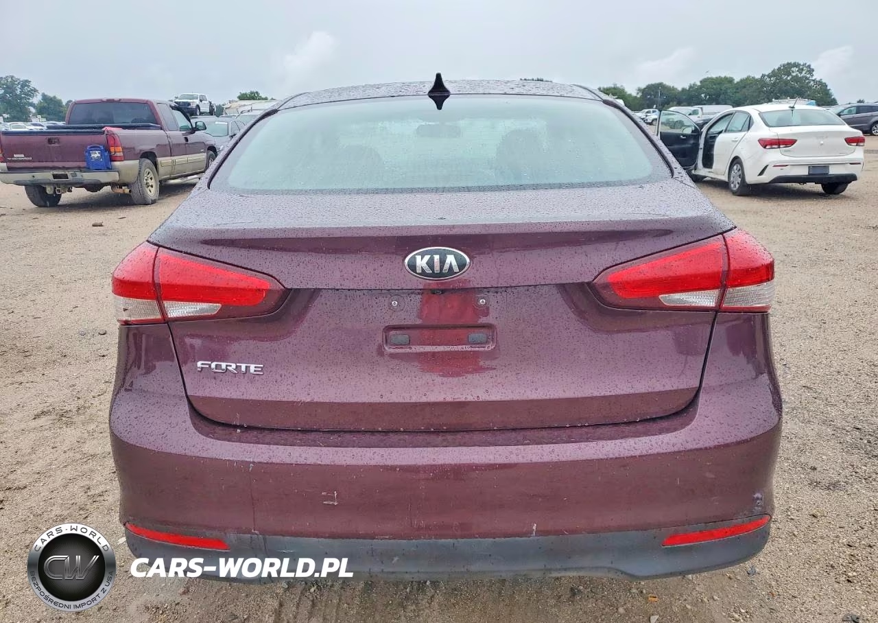 2018 Kia Forte Lx VIN:3KPFK4A79JE270490 - 6