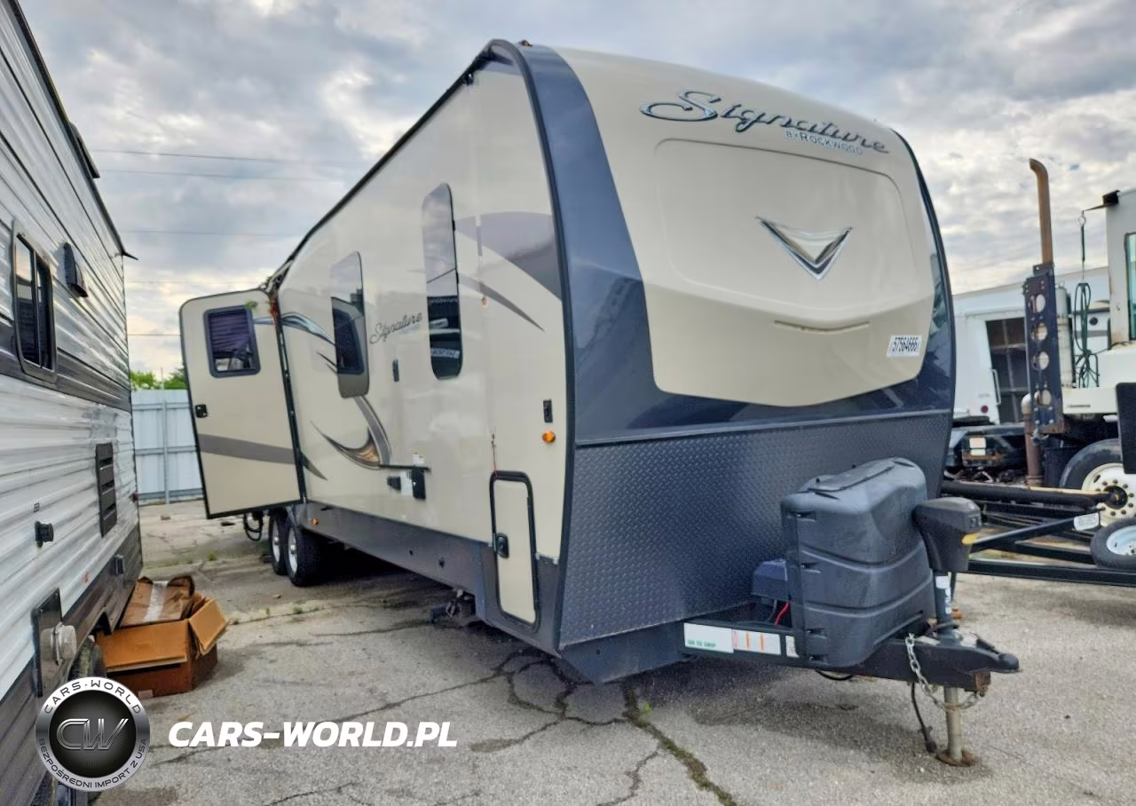 2020 Forest River Signature Camper