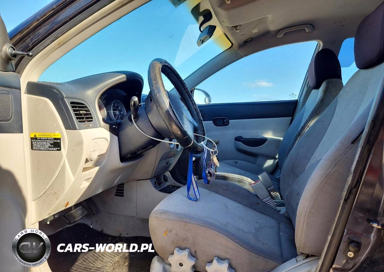 2006 Hyundai Accent Gls VIN:KMHCN46CX6U027078 - 7