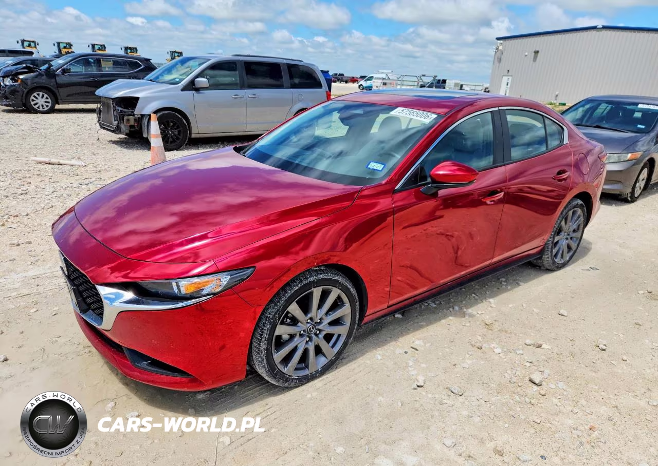 2025 Mazda 3 Preferred – zdjęcie 1 z 12