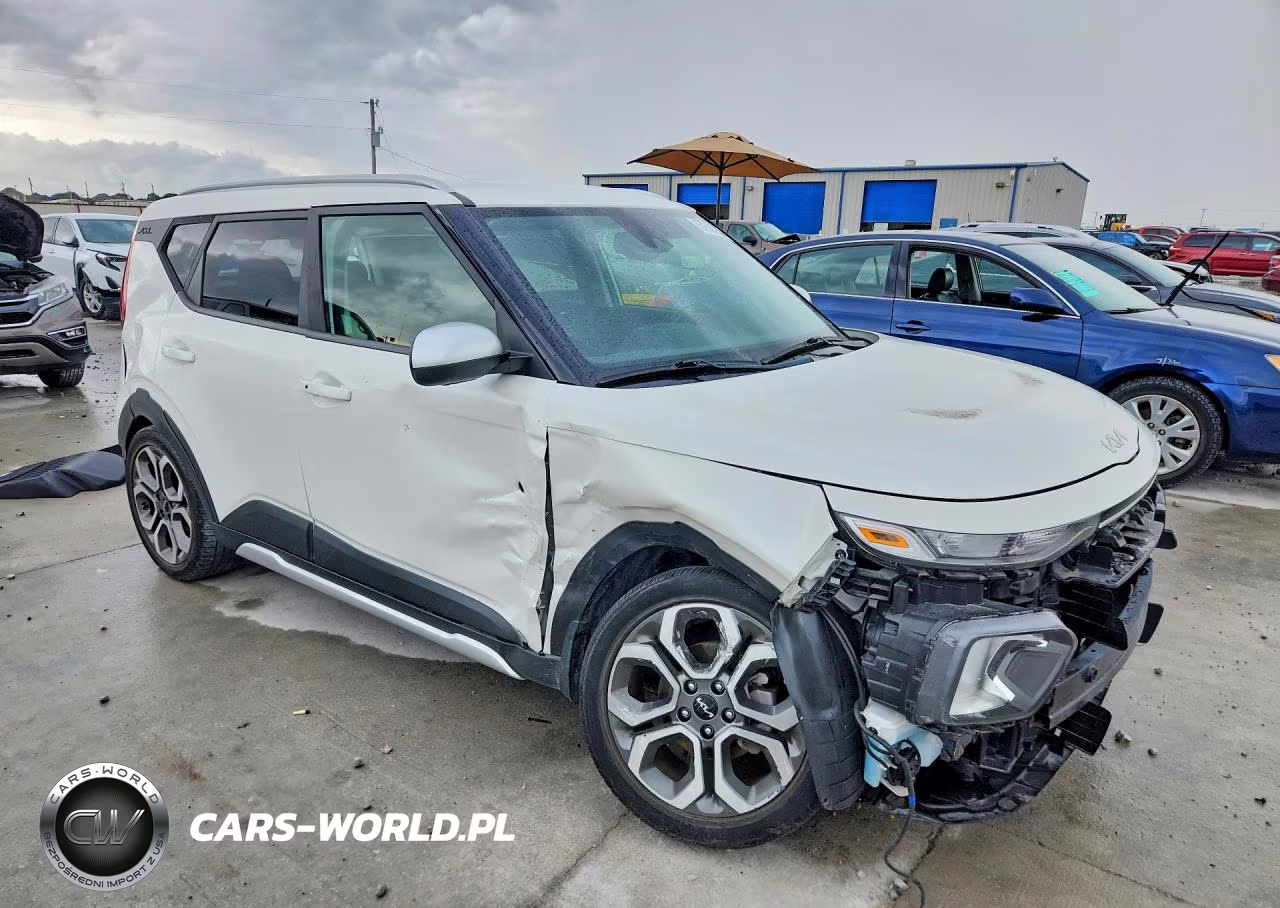 2022 Kia Soul X-Line VIN:KNDJ23AU8N7827311 - 4