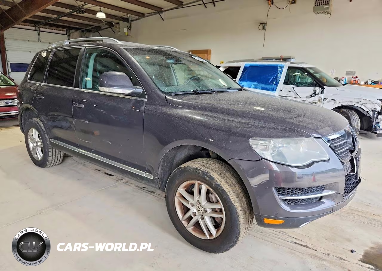 2009 Volkswagen Touareg 2 V6 VIN:WVGBE77LX9D032331 - 4